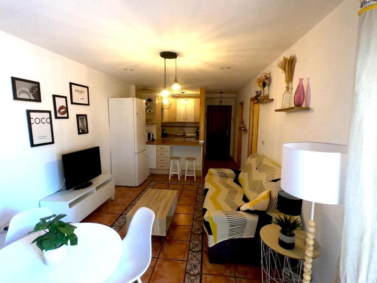 Апартаменти Apartamento Victoria Альмуньєкар Екстер'єр фото