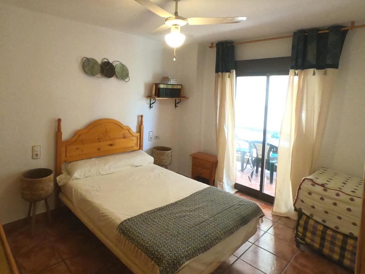 Апартаменти Apartamento Victoria Альмуньєкар Екстер'єр фото